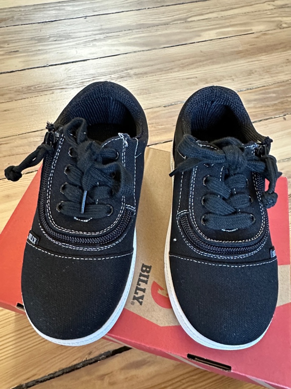 BILLY Footwear Black Canvas Half-Zip Sneakers (Kids 13W)